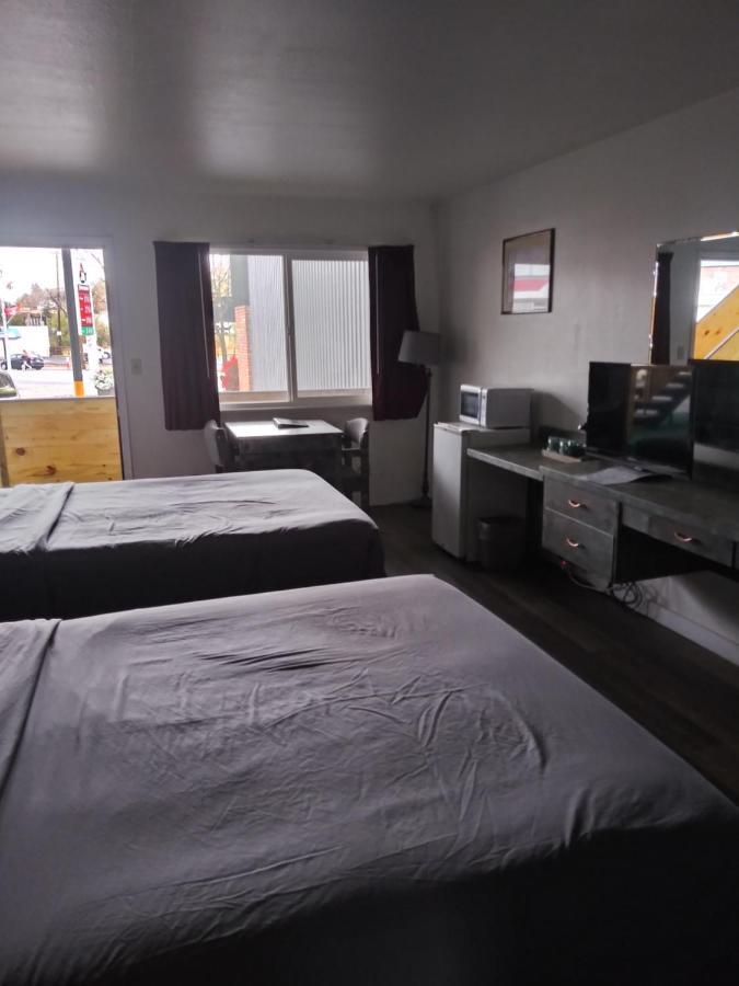 The State Inn Pullman Luaran gambar